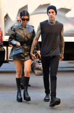 KOURTNEY KARDASHIAN and Travis Barker Arrives at Their Hotel in New York 10/14/2021