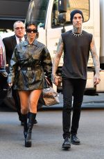 KOURTNEY KARDASHIAN and Travis Barker Arrives at Their Hotel in New York 10/14/2021