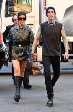 KOURTNEY KARDASHIAN and Travis Barker Arrives at Their Hotel in New York 10/14/2021
