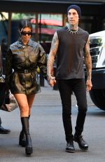 KOURTNEY KARDASHIAN and Travis Barker Arrives at Their Hotel in New York 10/14/2021