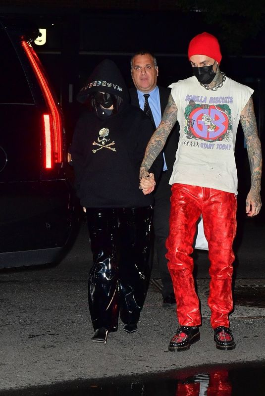 KOURTNEY KARDASHIAN and Travis Barker Night Out in New York 10/16/2021