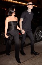 KOURTNEY KARDASHIAN and Travis Barker Out for Dinner in New York 10/15/2021
