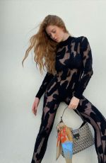 LARSEN THOMPSON - Instagram Photos and Videos 09/30/2021