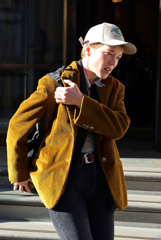 LEA SEYDOUX Checking Out from Her Hotel in London 09/29/2021
