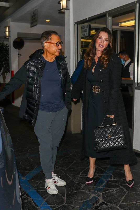 LISA VANDERPUMP and Ken Todd Out for Dinner with Michael Chow in Los Angeles 10/20/2021