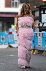 LIZZIE CUNDY Records Her Talk Radio Show in Chelsea 10/06/2021