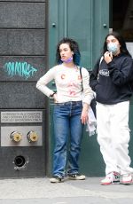 LOURDES LEON Meeting up with a Girlfriend in New York 10/07/2021