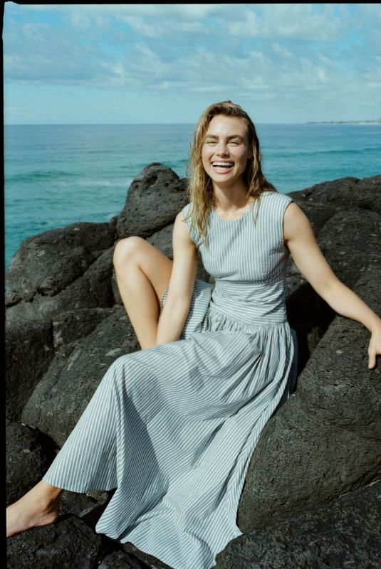 LUCY FRY for The Laterals Magazine, October 2021 Issue