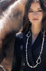 MACKENZIE FOY in Eqluxe Magazine, Autumn 2021