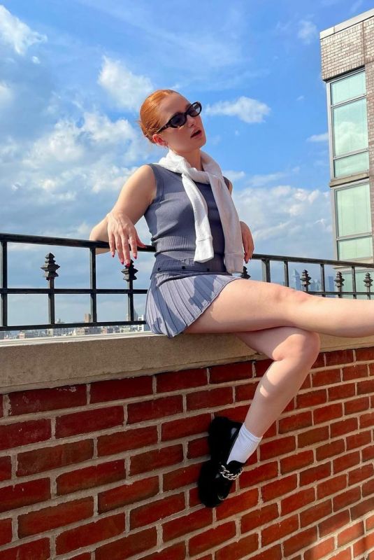 MADELINE PETSCH - Instagram Photos 09/30/2021
