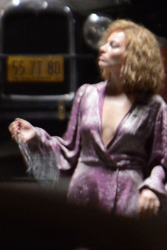 MARGOT ROBBIE on the Set of Babylon in Los Angeles 10/05/2021