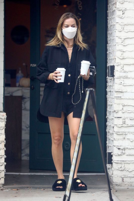 MARGOT ROBBIE Out for Coffee in Los Angeles 10/07/2021