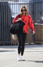 MELANIE CHISHOLM Heading to Dance Practice in Los Angeles 10/13/2021