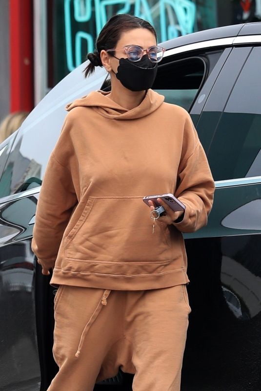 MILA KUNIS Arrives at a Salon in Beverly Hills 10/06/2021