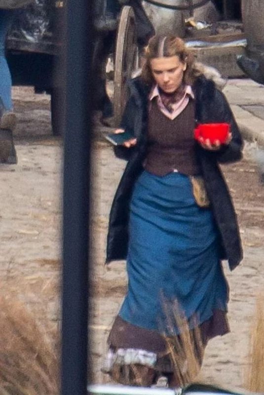 MILLIE BOBBY BORWN on the Set of Enola Holmes 2 in Hull 10/04/2021