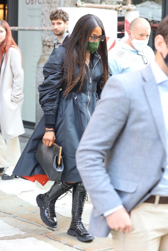 NAOMI CAMPBELL Leaves Torre di Pisa Restaurant in Milan 10/15/2021