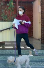 NATALIE PORTMAN Take Her Dog to Veterinarian in Los Feliz 10/22/2021