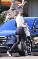 NICOLE MURPHY Picking Up Lunch Out in West Hollywood 10/01/2021