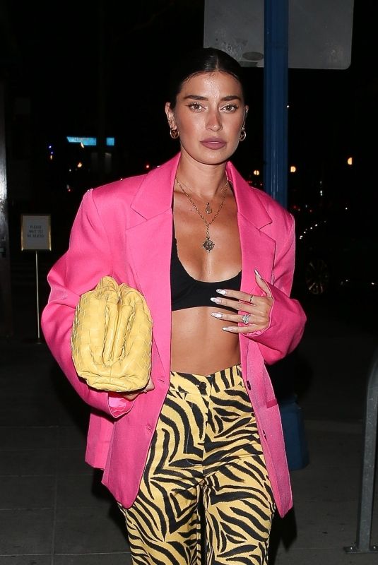 NICOLE WILLIAMS Night Out in West Hollywood 10/17/2021