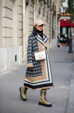 OLIVIA CULPO Out at Paris Fashion Week in Paris 09/30/2021