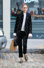 OLIVIA PALERMO Out Shopping in Dumbo in Brooklyn 10/27/2021