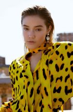 OLIVIA PONTON for Elle Magazine, Bulgaria November 2021