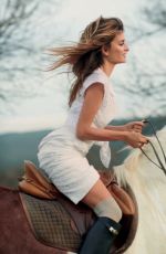 PENELOPE CRUZ for Glamour Magazine, Russia November 2021