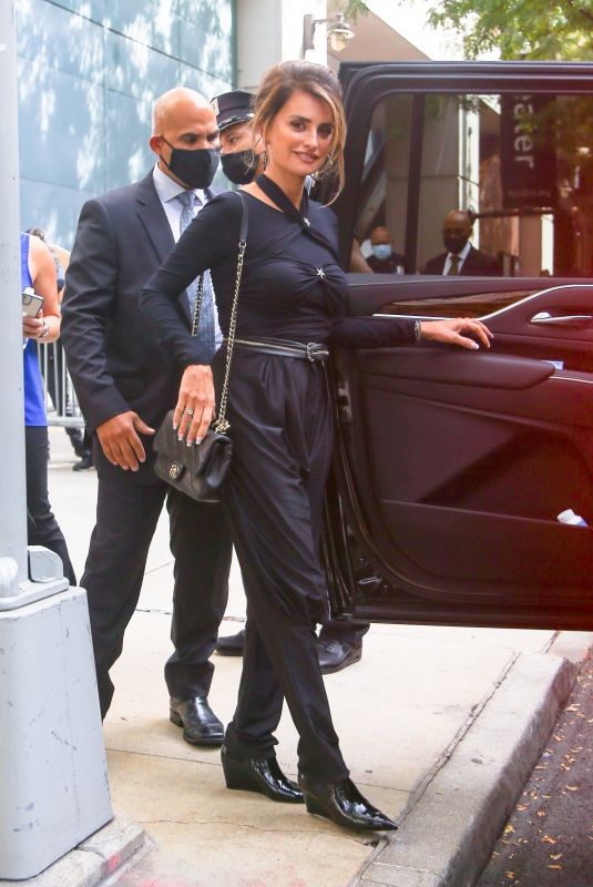 PENELOPE CRUZ Out and About in New York 10/08/2021