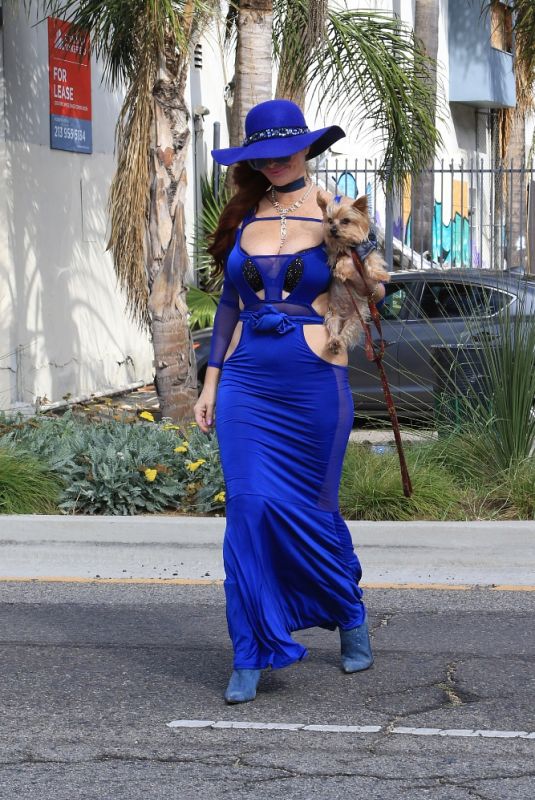 PHOEBE PRICE Out with Her Dog in Los Angeles 10/08/2021