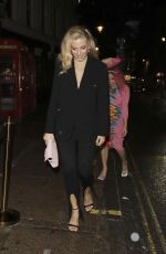 PIXIE LOTT at Windmill in London 10/20/2021