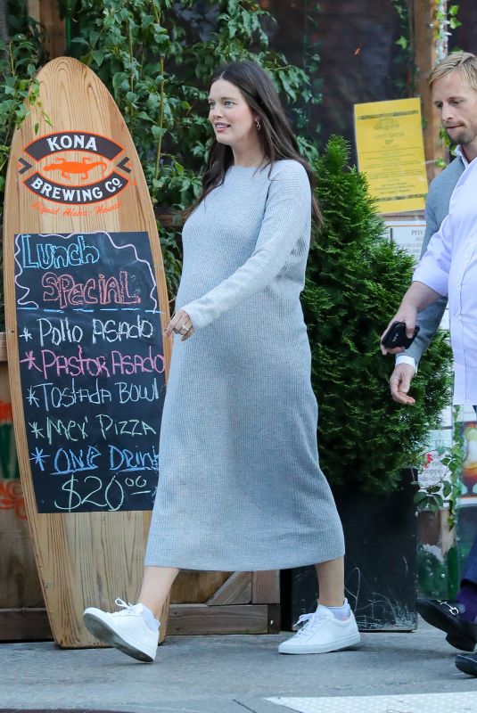 Pregnant EMILY DIDONATO Out New York 09/30/2021