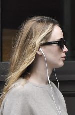 Pregnant JENNIFER LAWRENCE Out and About in New York 10/06/2021