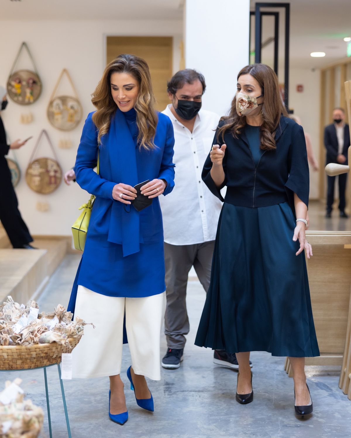 Queen Rania Of Jordan At 24th Jordan River Designs Handicrafts Exhibition Launch In Amman 1020