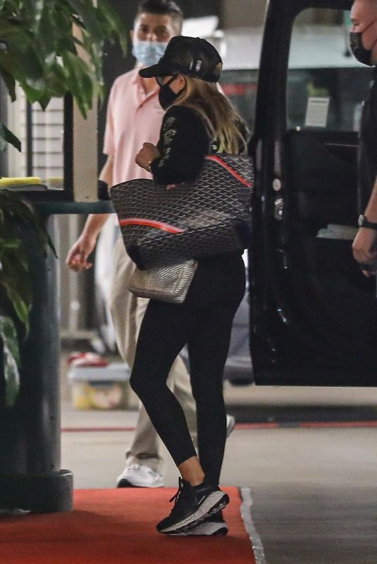 REESE WITHERSPOON Arrives at W Hotel in West Hollywood 10/11/2021