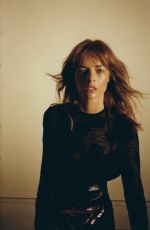 SAMARA WEAVING for Contentmode Magazine, August 2021