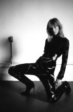 SAMARA WEAVING for Contentmode Magazine, August 2021