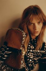 SAMARA WEAVING for Contentmode Magazine, August 2021