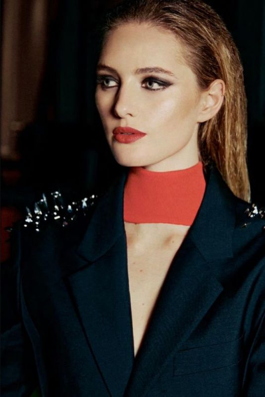 SANNE VLOET for Numero Magazine, Netherlands October 2021