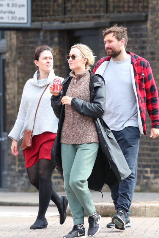 SAOIRSE RONAN Out with Friends in London 09/29/2021