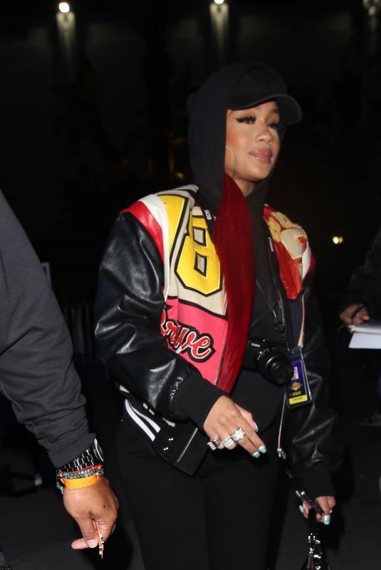 SAWEETIE Arrives at Lakers vs Suns Game at Staples Center in Los Angeles 10/22/2021