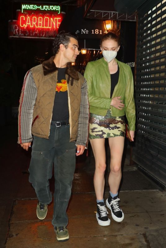SOPHIE TURNER and Joe Jonas Night Out in New York 10/04/2021