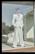 STELLA MAXWELL for Dundas Power Woman Resort 2022