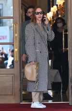 STELLA MCCARTNEY Leaves Ritz Hotel in Paris 10/04/2021