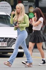TAMMY HEMBROW Out Picks up Cakes in Gold Coast 10/29/2021