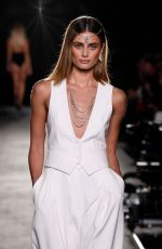 TAYLOR HILL at Kate Moss High Jewelry Show in Paris 10/03/2021