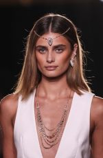 TAYLOR HILL at Kate Moss High Jewelry Show in Paris 10/03/2021