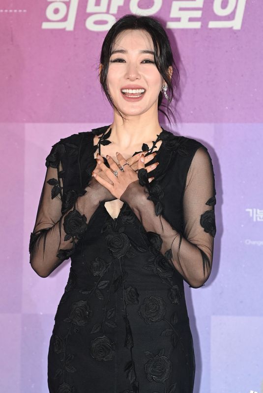 TIFFANY YOUNG at On-tact 2021 Gangnam Festival’s Yeondong-daero K-pop Concert in Seoul 10/10/2021
