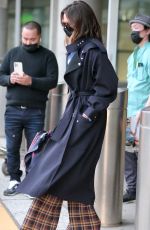 VICTORIA BECKHAM Arrives at JFK Airport in New York 10/11/2021