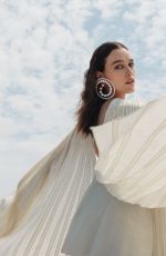 VICTORIA PEDRETTI for The Laterals Magazine, October 2021