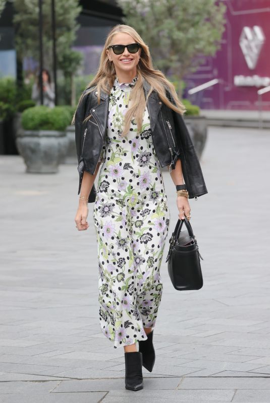 VOGUE WILLIAMS Arrives at Heart Radio in London 10/17/2021
